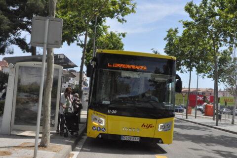 El servei de bus urbà de Torredembarra recupera totes les línies i els ...