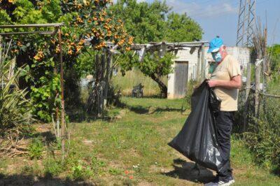 Reobren finalment els horts ecològics per a persones jubilades de Cal Dània el 8 de juny