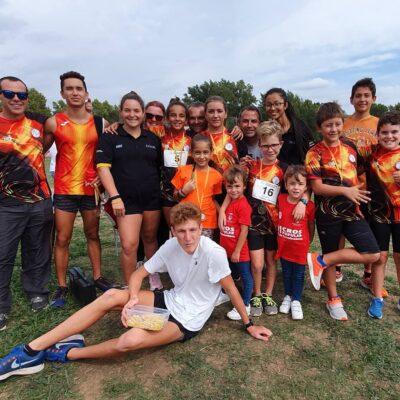 Quinze dels 64 atletes que participaran diumenge a la 4a Triatlé de Torredembarra militen al club torrenc