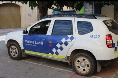 Detingut per un robatori amb força a l’interior de tres vehicles a Creixell