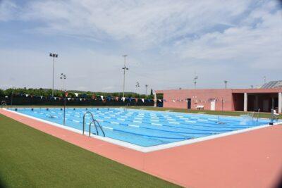 Ja està oberta al públic la piscina nova de Torredembarra