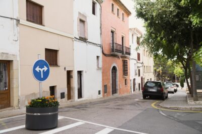 Altafulla canvia de sentit l’últim tram del carrer de Dalt per reduir la circulació de vehicles per la Vila Closa