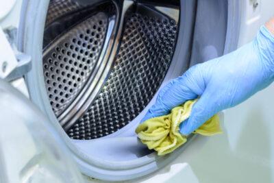 Com netejar en profunditat la rentadora
