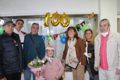 Creixell homenatja a l’àvia centenària Quitèria Mercadé