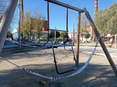 Cremen el gronxador adaptat del Parc Infantil de Cal Llovet