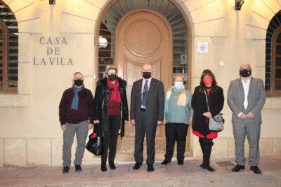 La delegada del Govern a Tarragona, Teresa Pallarès, visita l’Ajuntament de Creixell
