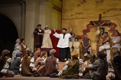 El Ball Parlat del Sant Crist de Salomó recupera les representacions a l’església