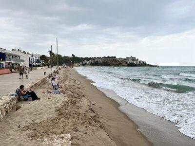 L’EINA-ERC contraataca i acusa l’actual govern d’Altafulla de “vendre fum” amb la gestió de la platja