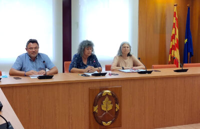 L’alcaldessa Castellarnau carrega contra l’antic govern per ser el causant de l’actual estat de la platja d’Altafulla