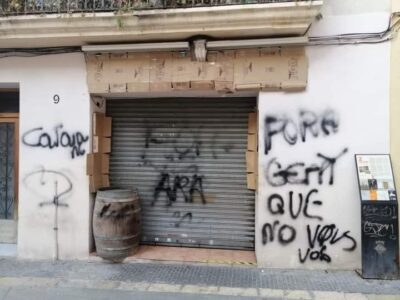 Allau de solidaritat amb un establiment de Torredembarra que ha patit un atac racista