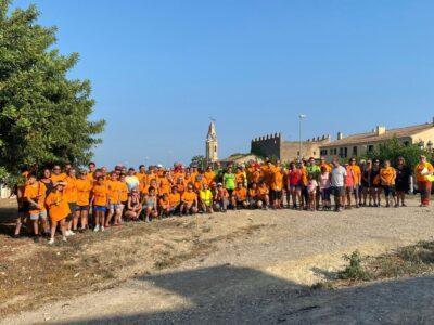 Un centenar de persones participen a la XVII en la Caminada popular de Creixell