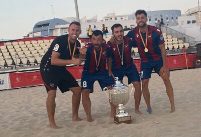 El futbol platja torrenc torna a brillar guanyant el Campionat d’Espanya
