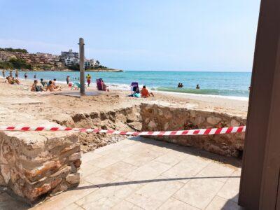 L’Ajuntament d’Altafulla arranja els accessos a la platja malmesos per les darreres tempestes
