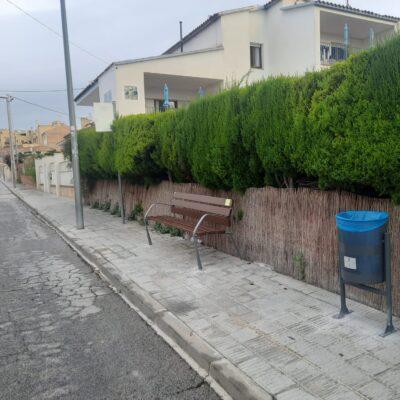 Altafulla, Roda de Berà, Creixell i la Pobla instal·len nou mobiliari urbà gràcies al Consell Comarcal