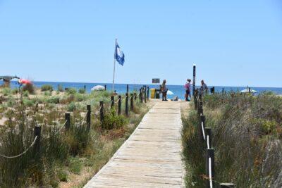Les platges de la Paella, Barri Marítim i Muntanyans tornen a rebre el guardó Bandera Blava