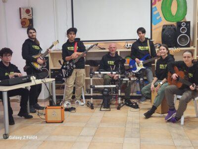 ACTUALITAT JOVE  l Neix Nomeless, el nou grup musical de Torredembarra