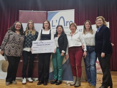 L’Arc Serveis entrega el premi de la IV edició del Concurs de Projecte Socials per a gent gran de la URV