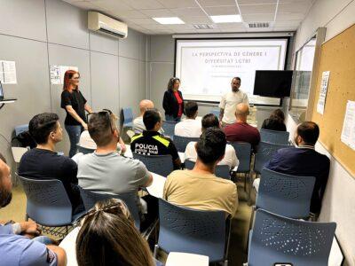 Els agents de la Policia Local es formen per prevenir les violències en l’oci nocturn