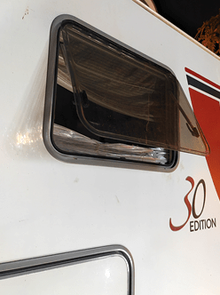 Els Mossos d’Esquadra detenen una parella i un menor a Torredembarra per robar en una caravana