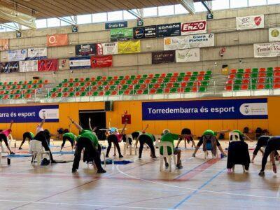 Arrenca el curs de gimnàstica per a la gent gran amb 350 participants