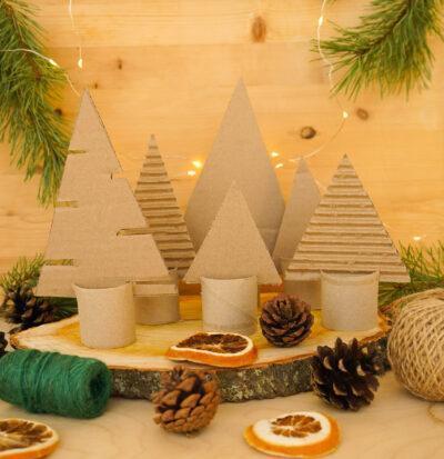 Decoració de Nadal feta amb materials reciclats