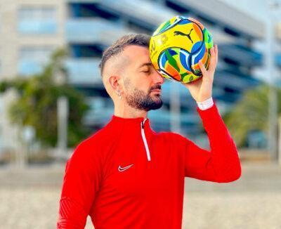 Llorenç Gómez tornarà tornarà a les pistes de futbol platja a partir de 2026