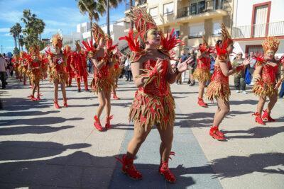 La Cucanya, millor disfressa i maquillatge i La Disbauxa, millor carrossa del Carnaval de Torredembarra