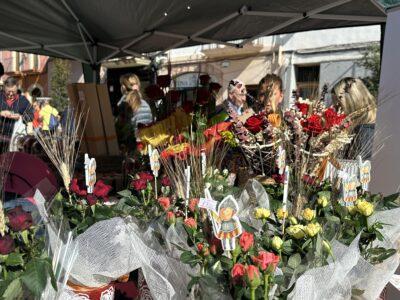 Torredembarra regula les parades de la diada de Sant Jordi amb unes bases específiques