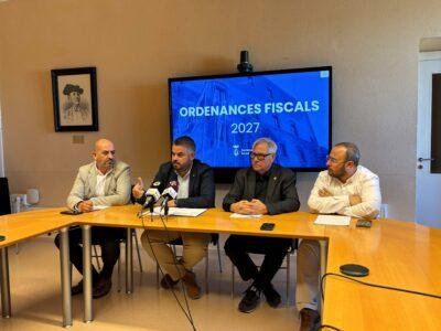 Torredembarra augmenta la taxa de residus i reorganitza la zona blava per al 2027, mentre manté congelat l’IBI